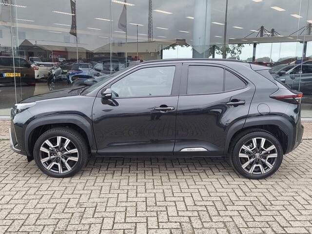 Toyota YARIS Cross 1.5 Hybrid 130 Executive | Sensoren v/a | El. Achterklep | Stoel & Stuurverwarming