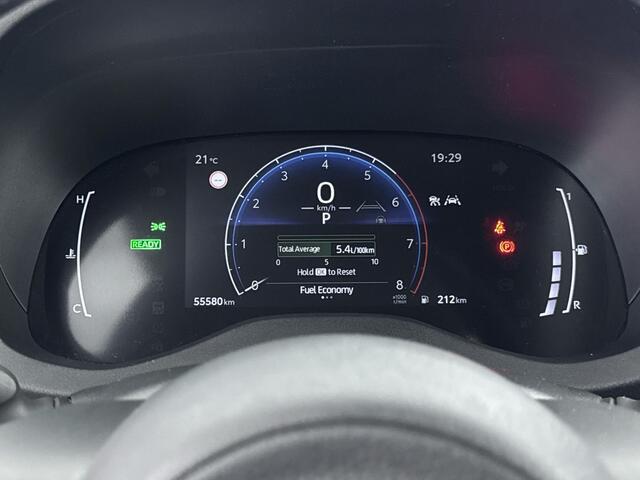 Toyota YARIS Cross 1.5 Hybrid 130 First Edition | Stuur-Stoelverwarming | 17" Lichtmetalen velgen |