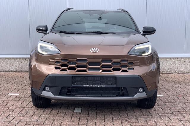 Toyota YARIS Cross 1.5 Hybrid 130 Executive / Premium Pack / Head-Up / Stoel- en Stuurverwarming / Direct Leverbaar!