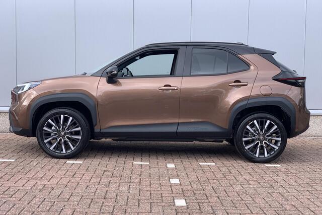 Toyota YARIS Cross 1.5 Hybrid 130 Executive / Premium Pack / Head-Up / Stoel- en Stuurverwarming / Direct Leverbaar!