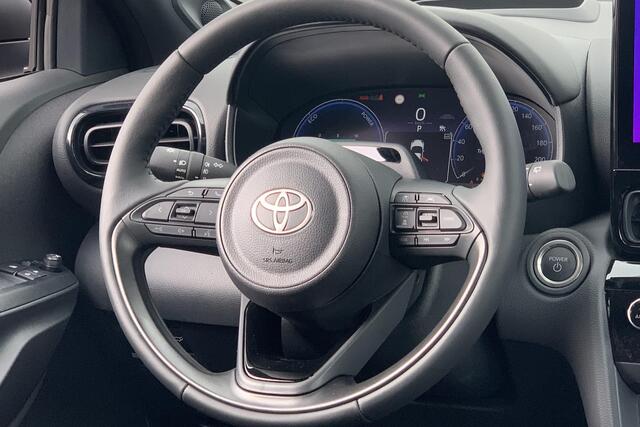 Toyota YARIS Cross 1.5 Hybrid 130 Executive / Premium Pack / Head-Up / Stoel- en Stuurverwarming / Direct Leverbaar!