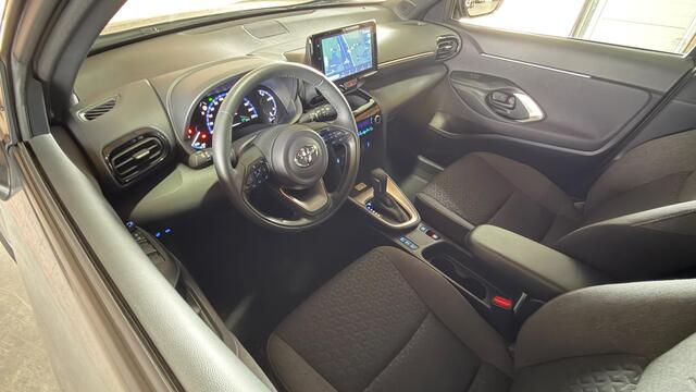 Toyota YARIS Cross 1.5 Team D. Hybrid / Winter Pakket / Safety Pakket / Clima / CarPlay / Navi / PDC / Keyless