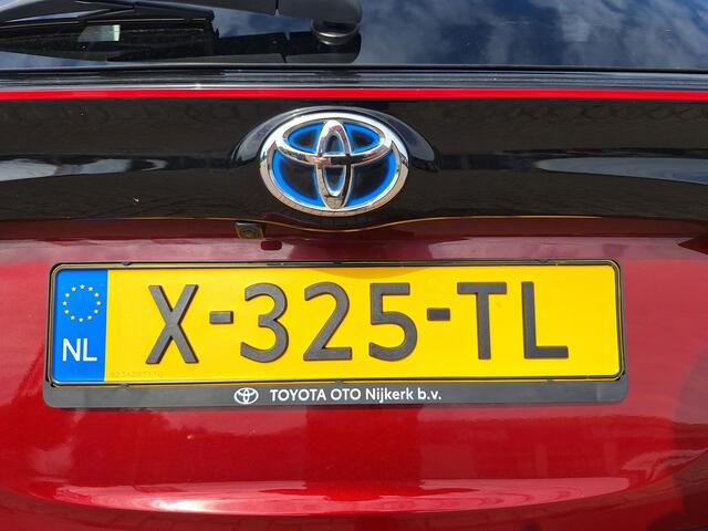 Toyota YARIS 1.5 Hybrid Style Bi-Tone Limited