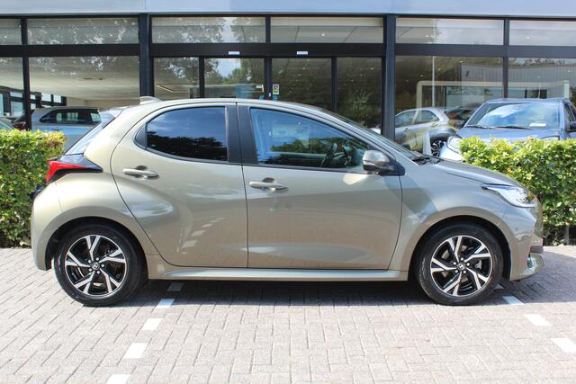 Toyota YARIS 1.5 Hybrid 115 Dynamic | Rijklaar | Apple/Android | Stoel/Stuur-verwarming | Adap. Cruise. | Clima | Camera