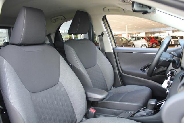 Toyota YARIS 1.5 Hybrid 115 Dynamic | Rijklaar | Apple/Android | Stoel/Stuur-verwarming | Adap. Cruise. | Clima | Camera