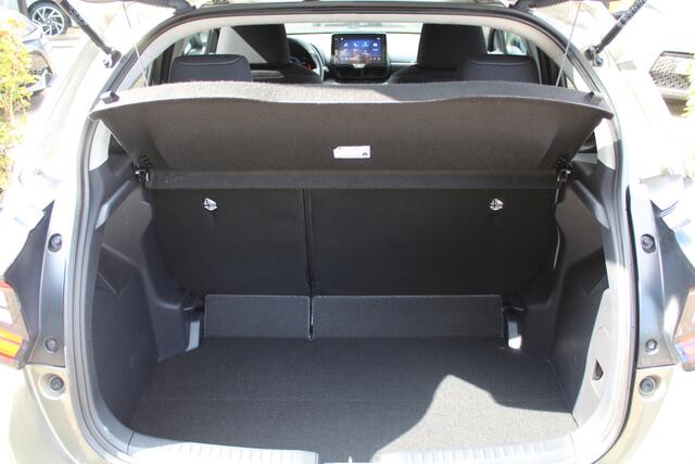 Toyota YARIS 1.5 Hybrid 115 Dynamic | Rijklaar | Apple/Android | Stoel/Stuur-verwarming | Adap. Cruise. | Clima | Camera