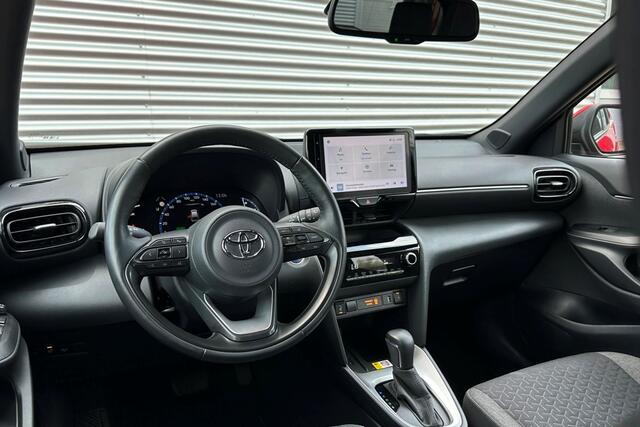 Toyota YARIS Cross 1.5 Hybrid Bi-Tone, Safety + Winter-pakket