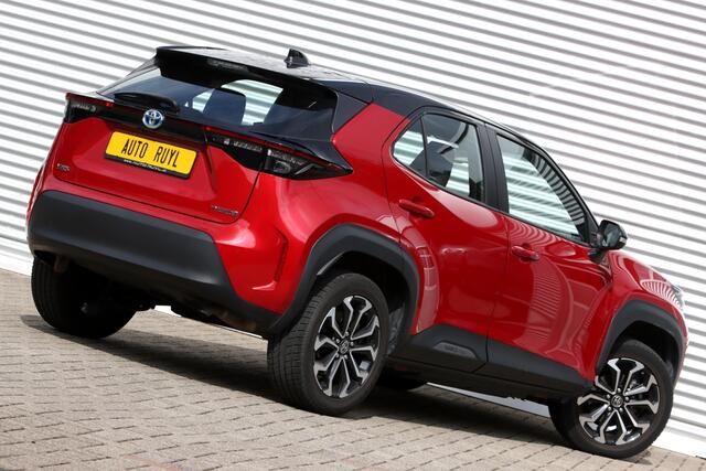 Toyota YARIS Cross 1.5 Hybrid Bi-Tone, Safety + Winter-pakket