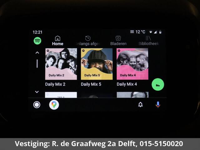 Toyota YARIS Cross 1.5 Hybrid 115 Dynamic Luxury | Stuur- & Stoelverwarming | Apple Carplay & AndroidAUTO | Camera | Privacy Glass |