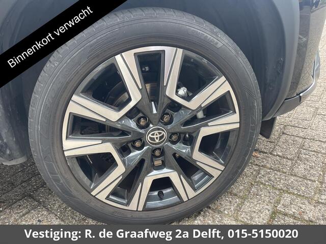 Toyota YARIS Cross 1.5 Hybrid 130 Launch Edition | Stuur- & Stoelverwarming | Dodehoek detectie | Parkeersensoren | Navigatie | Elektrische kofferbak |HUD
