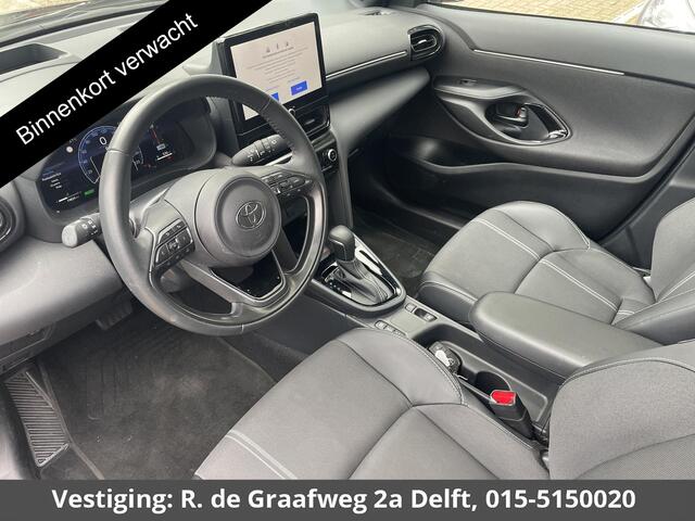 Toyota YARIS Cross 1.5 Hybrid 130 Launch Edition | Stuur- & Stoelverwarming | Dodehoek detectie | Parkeersensoren | Navigatie | Elektrische kofferbak |HUD