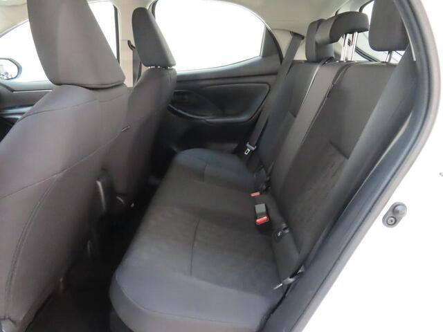 Toyota YARIS 1.5 HYBRID 115 ACTIVE I AUTOMAAT I APPLE CARPLAY I P-CAMERA I ADAPTIVE CRUISE CONTROL