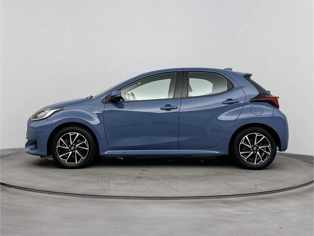 Toyota YARIS 1.5 Hybrid 115 Dynamic Navi | Stoelverwarming | Automatisch Dimmende Binnenspiegel | Elektrische Ramen V+A | Lichtmetalen Velgen |