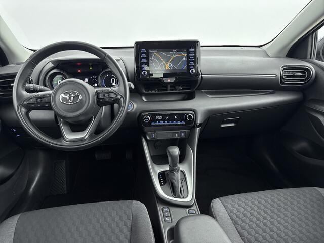 Toyota YARIS 1.5 Hybrid 115 Dynamic Navi | Stoelverwarming | Automatisch Dimmende Binnenspiegel | Elektrische Ramen V+A | Lichtmetalen Velgen |