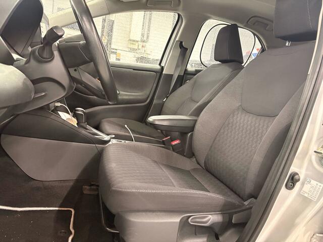 Toyota YARIS 1.5 Hybrid Active / Climate Control / Apple Carplay / Camera