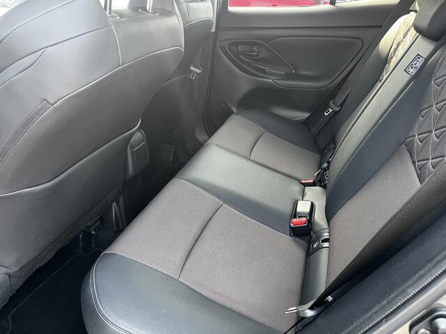Toyota YARIS Cross 1.5 Hybrid Executive Trekhaak Head up 1e Eigenaar NL auto Dealer onderhouden