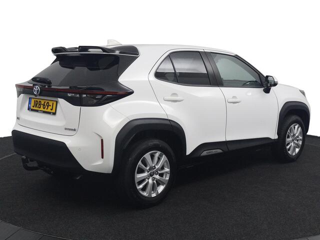 Toyota YARIS Cross 1.5 Hybrid Business Plus | Trekhaak | Keyless Entry | Parkeersensoren Rondom | Navigatie | Privacy Glas |