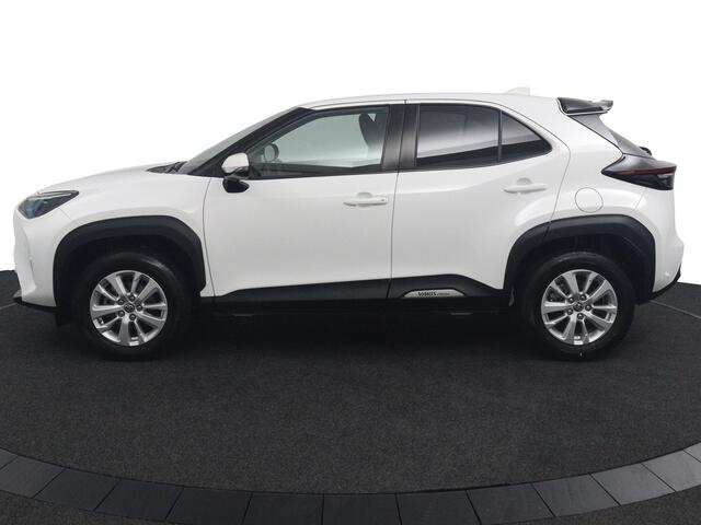 Toyota YARIS Cross 1.5 Hybrid Business Plus | Trekhaak | Keyless Entry | Parkeersensoren Rondom | Navigatie | Privacy Glas |