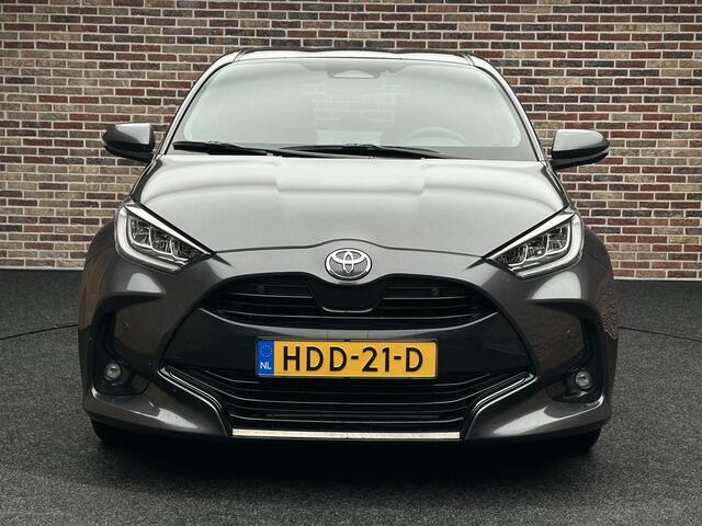 Toyota YARIS 1.5 Hybrid 130 Executive Camera StoelVrwm StuurVrwm NAP
