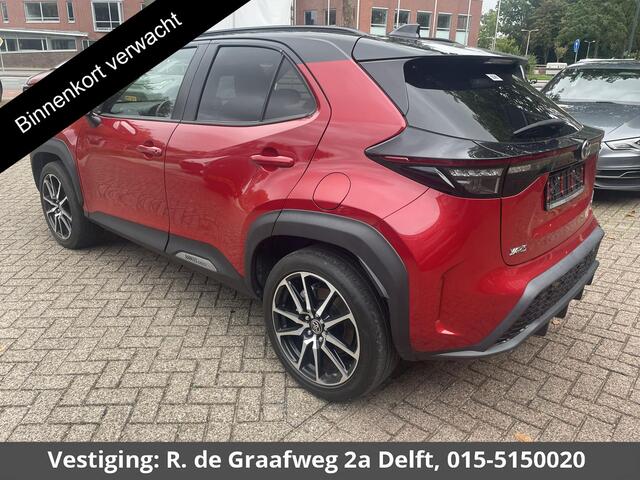 Toyota YARIS Cross 1.5 Hybrid GR Sport | Stoelverwarming | Navigatie | Parkeersensoren | Dealer onderhouden