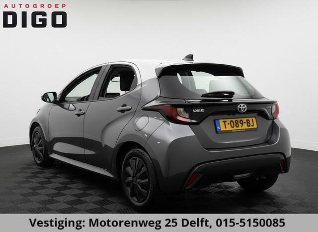 Toyota YARIS 1.5 HYBRID BI-TONE GARANTIE TOT 03-2033! . ADAPTIEVE CRUISE CONTROL . APPLE CARPLAY & ANDRIOD AUTO . SLECHTS 35.000km!