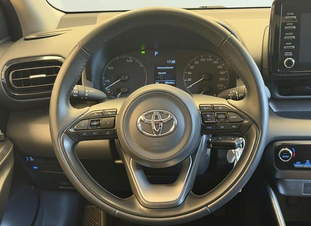 Toyota YARIS 1.5 HYBRID BI-TONE GARANTIE TOT 03-2033! . ADAPTIEVE CRUISE CONTROL . APPLE CARPLAY & ANDRIOD AUTO . SLECHTS 35.000km!