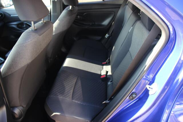 Toyota YARIS Cross 1.5 Hybrid 130 Dynamic Automaat | Stoelverwarming | Parkeersensoren | Adapt. cruise | Keyless |