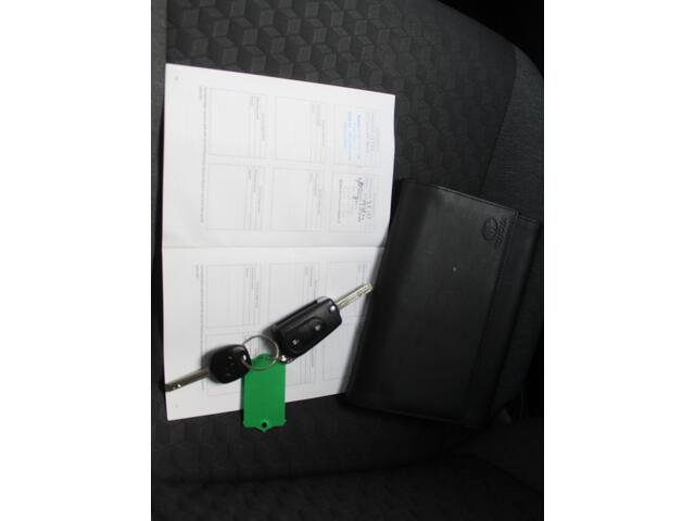 Toyota YARIS 1.5 Hybrid Active NAV | CARPLAY | AUTOMAAT | ADAPCRUISE | TREKHAAK |