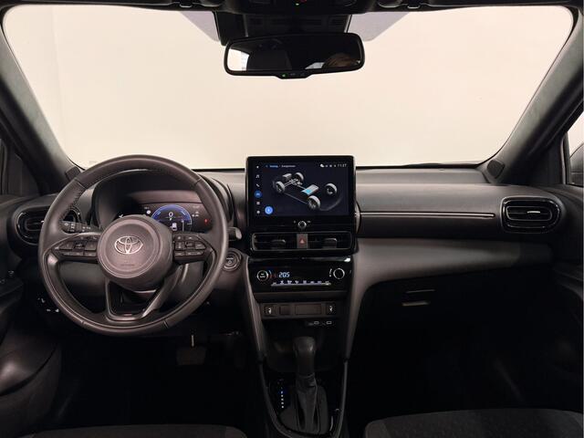 Toyota YARIS Cross 1.5 Hybrid 115 Dynamic | Stoel / Stuur en voorruitverwarming | Parkeersensoren |