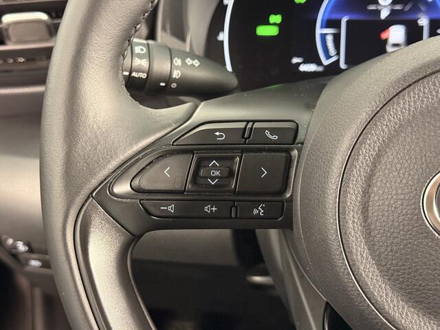 Toyota YARIS Cross 1.5 Hybrid 115 Dynamic | Stoel / Stuur en voorruitverwarming | Parkeersensoren |