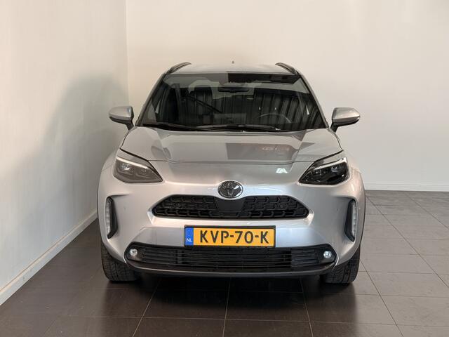 Toyota YARIS Cross 1.5 Hybrid 115 Dynamic | Stoel / Stuur en voorruitverwarming | Parkeersensoren |