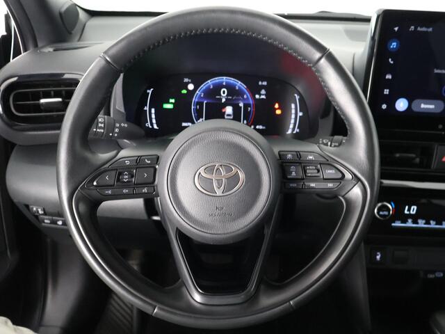 Toyota YARIS Cross 1.5 HYBRIDE DYNAMIC LUXURY GARANTIE TOT 2035 . NAVIGATIE . PARKEERSENSOREN VOOR & ACHTER . STOEL/STUUR VERWARMING .