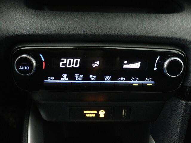 Toyota YARIS 1.5 Hybrid Dynamic | Apple CarPlay / Android Auto (Navigatie) |