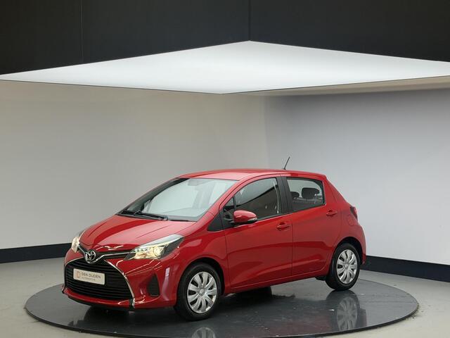 Toyota YARIS 1.3 VVT-i Business Plus | 4 Cilinder | Airco | Cruise | Cam achter | NL auto