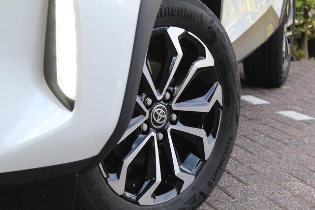 Toyota YARIS Cross 1.5 Hybrid 115 Dynamic Plus | Rijklaar | Parelmoer | Apple/Android | Stoel-/Stuurverw. | Adap.cruise | Navi | LED | Keyless