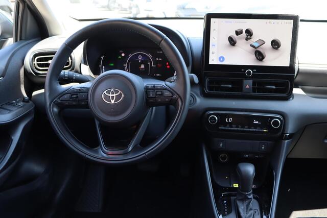 Toyota YARIS 1.5 Hybrid 115 Dynamic Comfort pakket| Blind Spot | Keyless entry | Stoel & Stuur vervarming |
