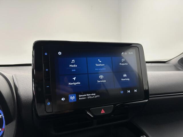 Toyota YARIS Cross 1.5 Hybrid Explore NAVI | TREKHAAK | ADAPTIVE CRUISE CONTROL | STOELVERWARMING | FULL BLACK