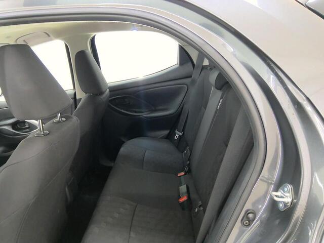 Toyota YARIS 1.5 HYBRID 115 ACTIVE I AUTOMAAT I APPLE CARPLAY I P-CAMERA I ADAPTIVE CRUISE CONTROL
