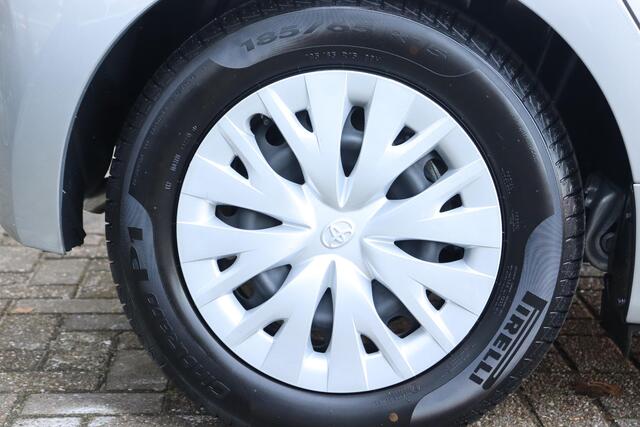 Toyota YARIS 1.5 Hybrid 115 Active, Startknop, Navigatie