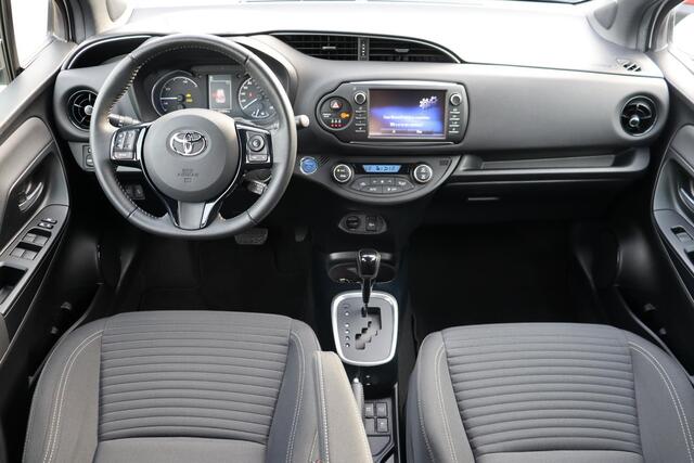 Toyota YARIS 1.5 Hybrid Bi-Tone , Cruise control, , Safety Sense, Reservewiel