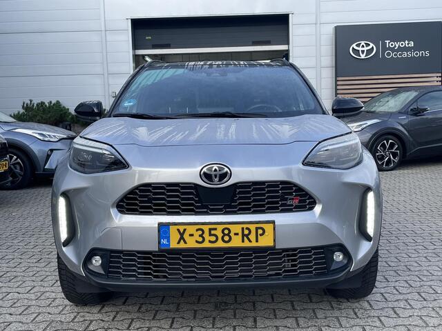 Toyota YARIS Cross 1.5 Hybrid GR Sport Panoramadak All seasonbanden