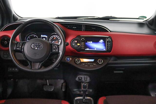 Toyota YARIS 1.5 Hybrid Bi-Tone Camera, Cruise Control, Stoelverwarming, Bluetooth