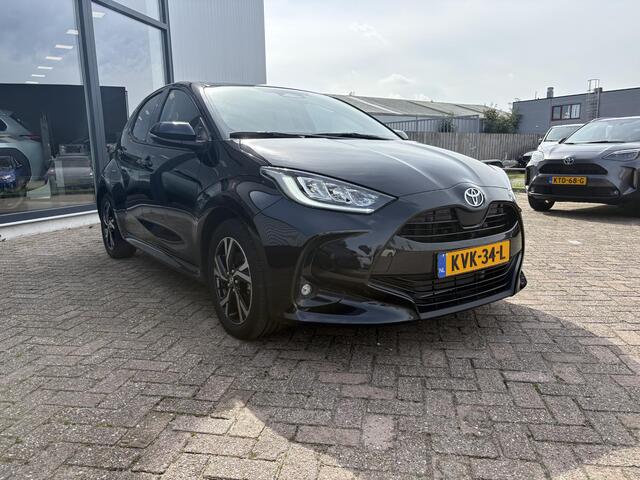 Toyota YARIS 1.5 Hybrid 115 First Edition