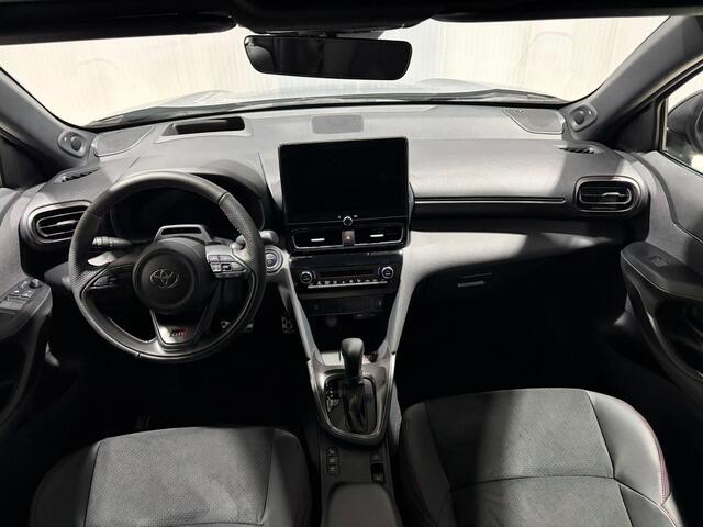 Toyota YARIS Cross 1.5 Hybrid 130 GR Sport | VOORRAADDEAL! | €2.500 INRUILPREMIE | NIEUW MODEL