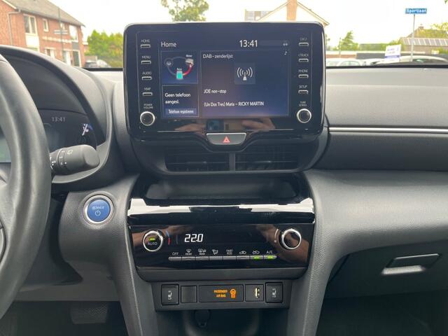 Toyota YARIS 1.5 HYBRID DYNAMIC