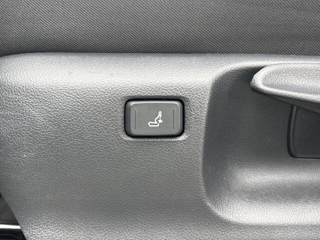Toyota YARIS 1.5 Hybrid Dynamic **TREKHAAK/ STOELVERWARMING/ ADAPTIEF CRUISE CONTROL**