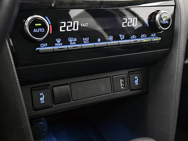 Toyota YARIS Cross 1.5 Hybrid Adventure | Apple CarPlay / Android Auto (Navigatie ) | PDC |