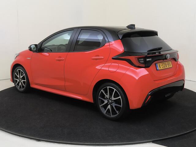 Toyota YARIS 1.5 Hybrid Launch Edition | Navigatie | Parkeersensoren & Camera | Stoelverwarming |