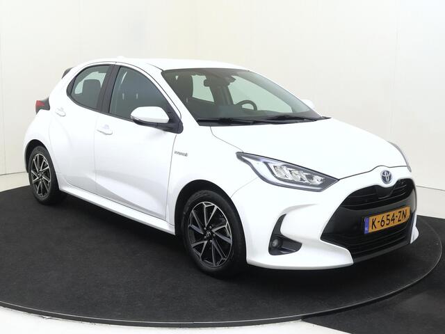 Toyota YARIS 1.5 Hybrid Dynamic 116PK | Navigatie | Lichtmetalen Velgen | Achteruitrijcamera | Climate Control | Keyless entry |