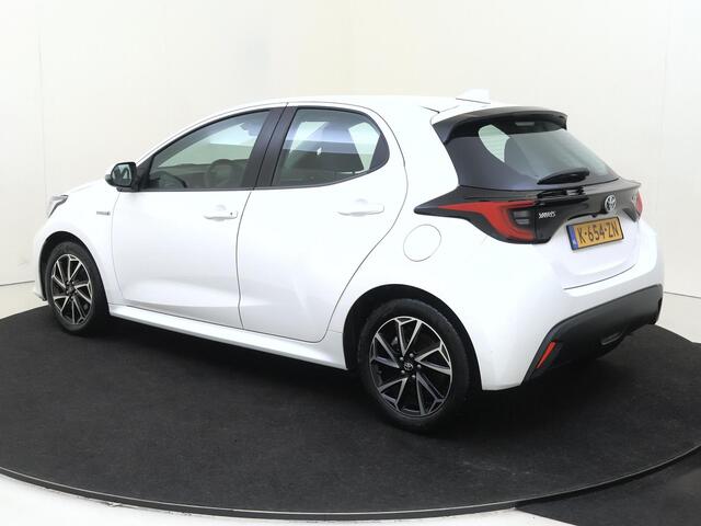 Toyota YARIS 1.5 Hybrid Dynamic 116PK | Navigatie | Lichtmetalen Velgen | Achteruitrijcamera | Climate Control | Keyless entry |
